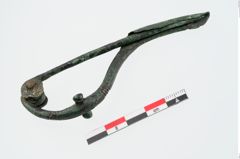 Foto von Bronzezweiknopffibel (NHMW-PRAE-024049)